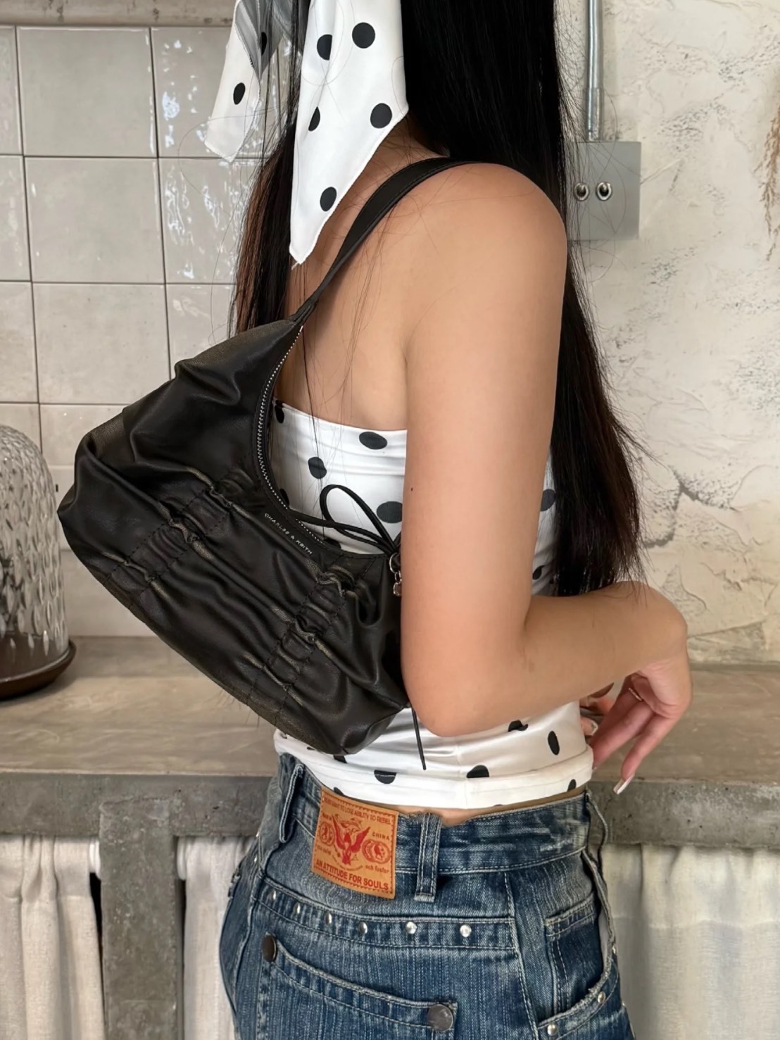 CHARLES & KEITH 小CK 褶皺 蝴蝶結 腋下包