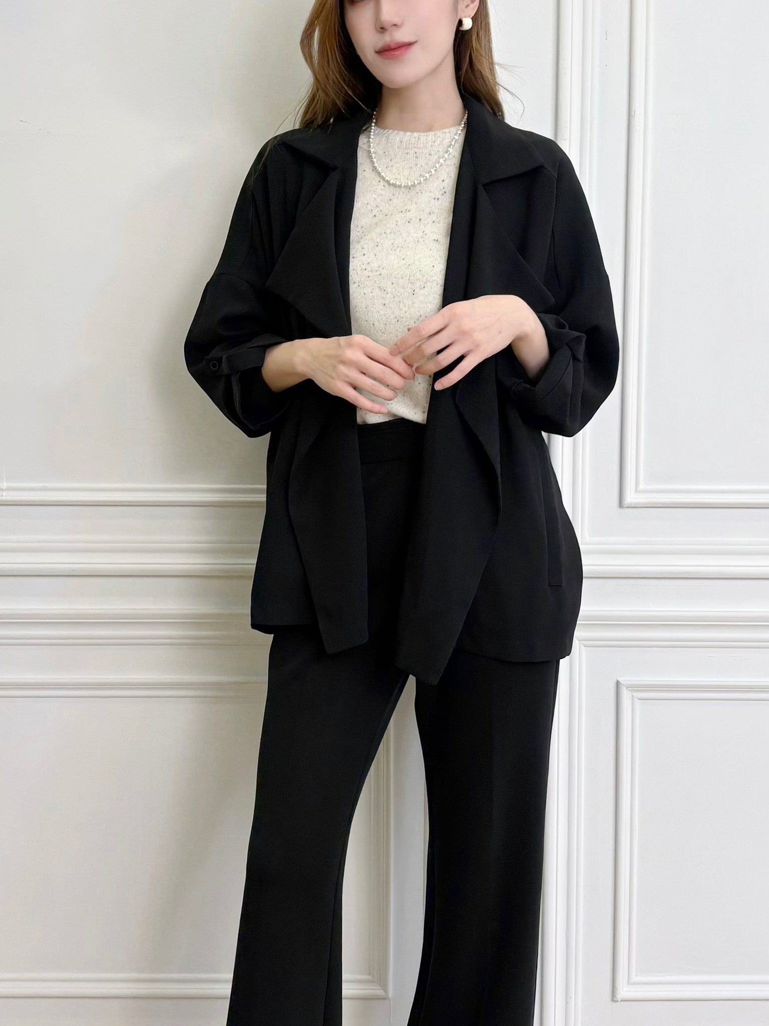 大翻領開襟短版風衣