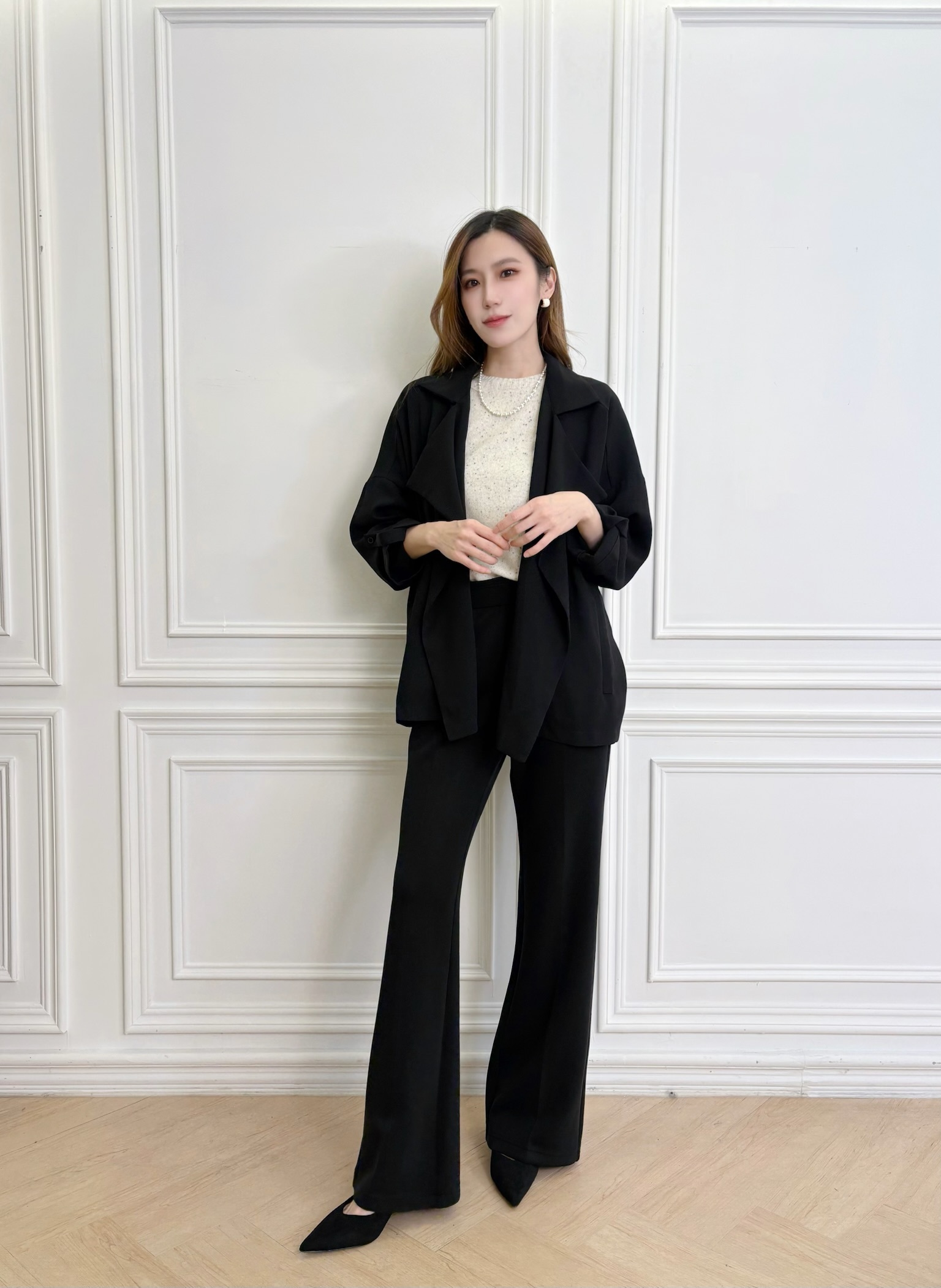 大翻領開襟短版風衣