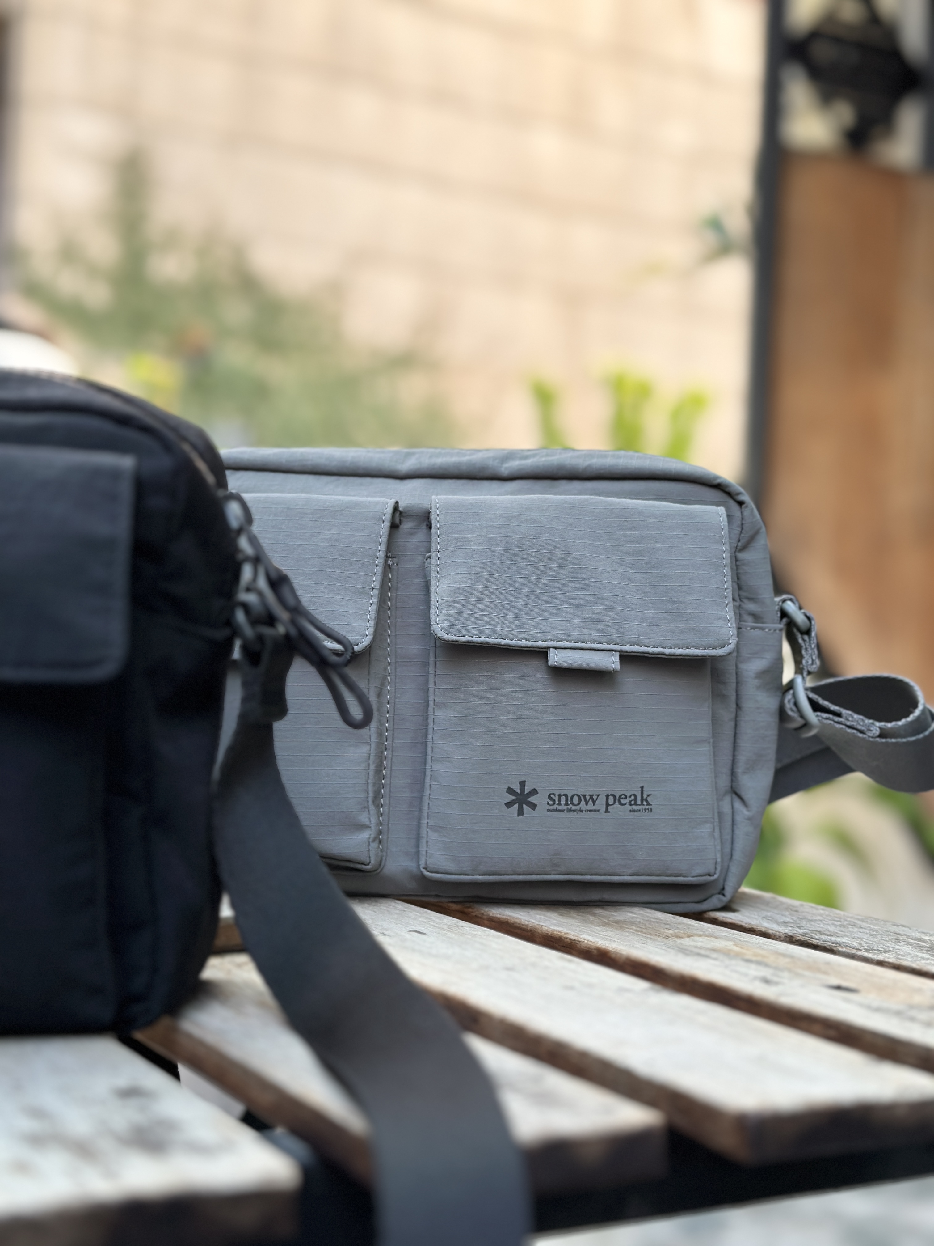 【現貨】snow peak Dual Tech Bold Crossbag 雙袋方形 側背包 S25FUFCB37