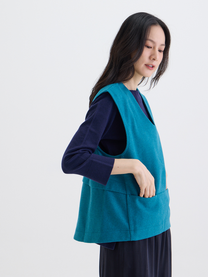 奈特隱形口袋U領罩衫-水草