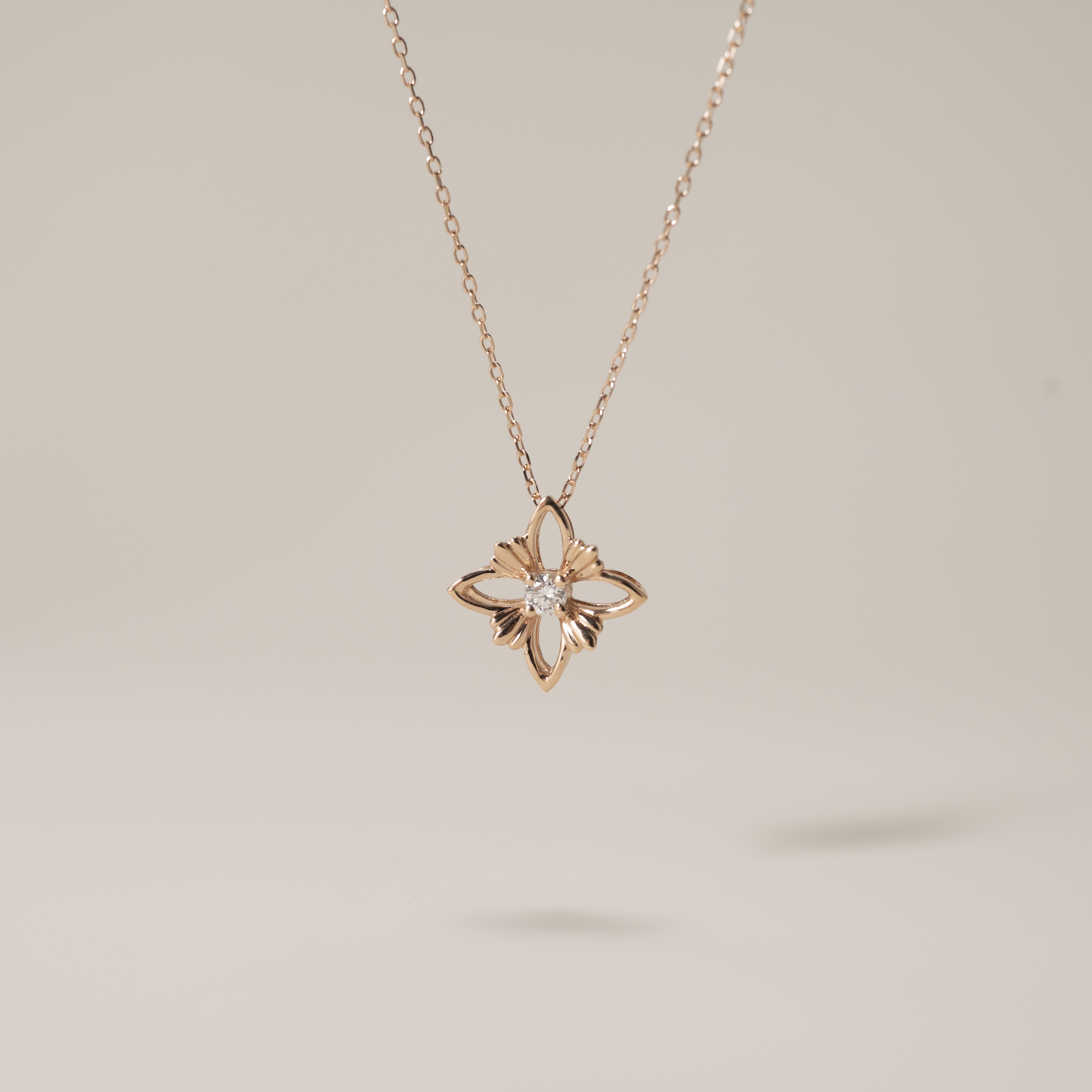 18k Hana Diamond necklace