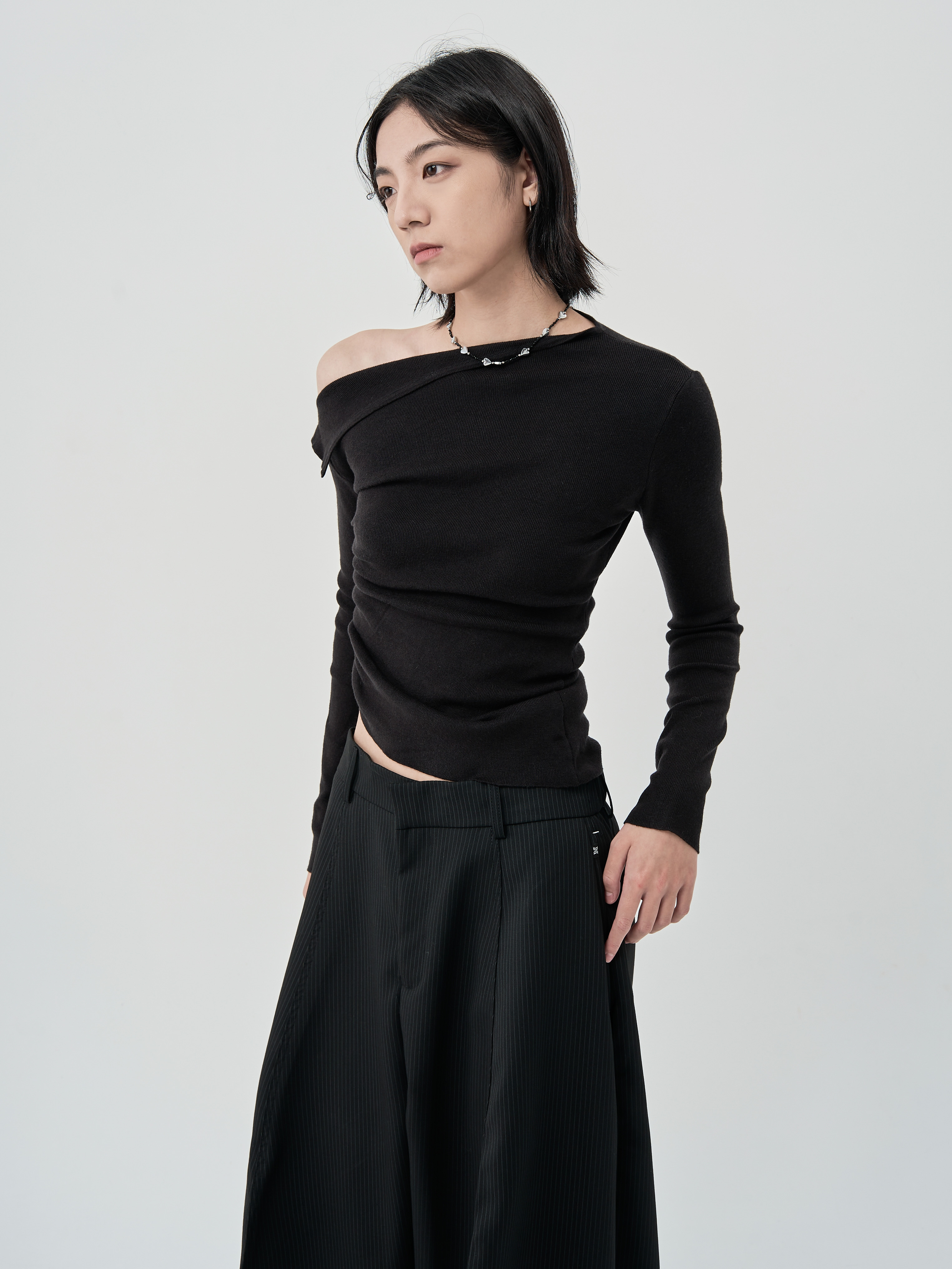 三角翻肩針織長袖