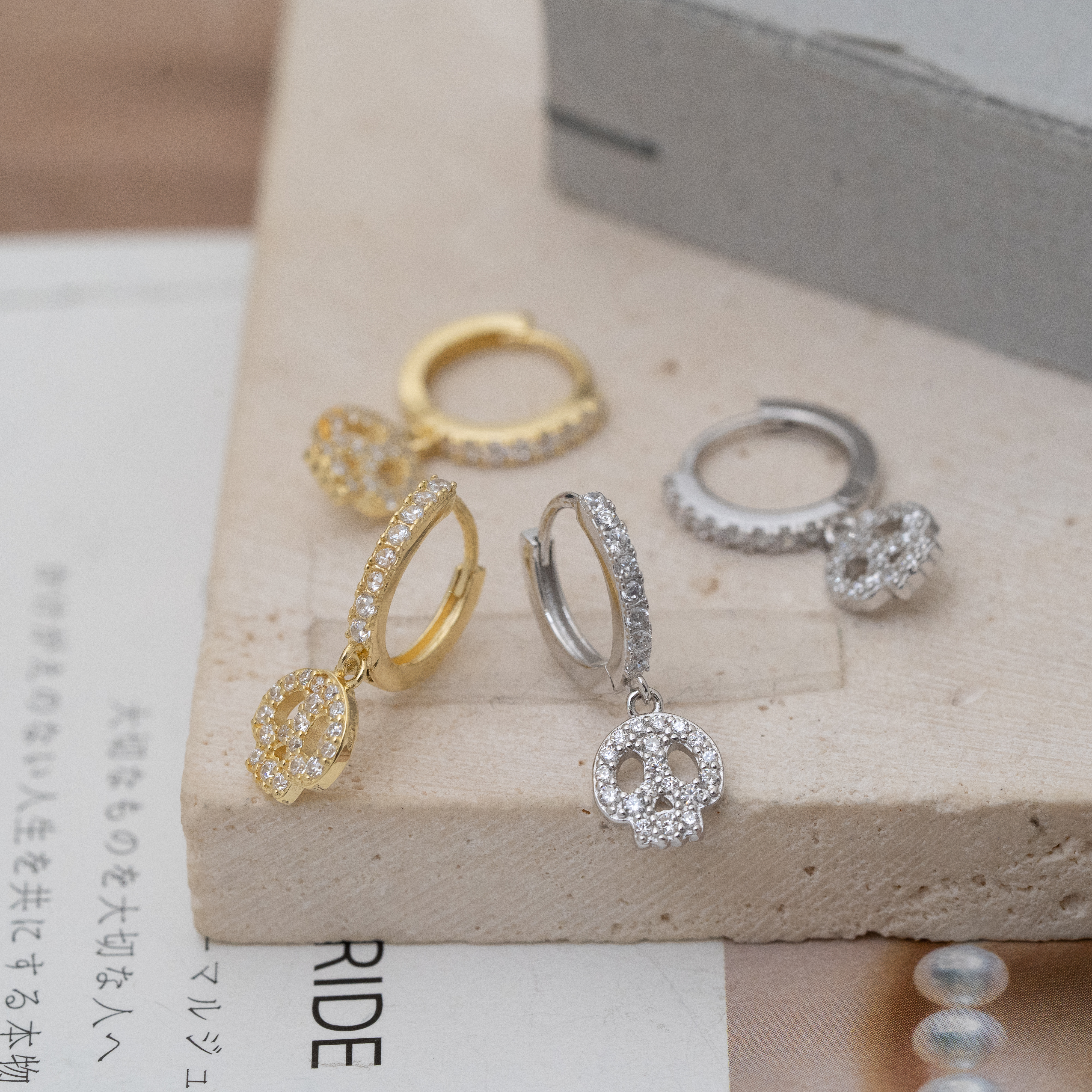 Svr25 (骷髏骨耳環）