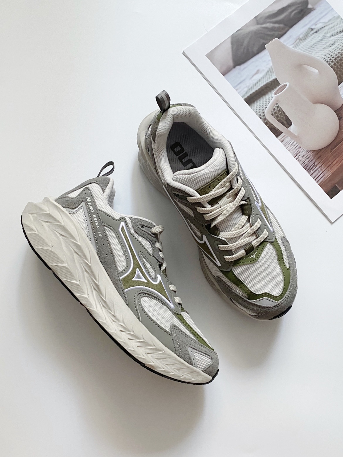 Mizuno Astro LS 草綠 淺灰 D1GH252105