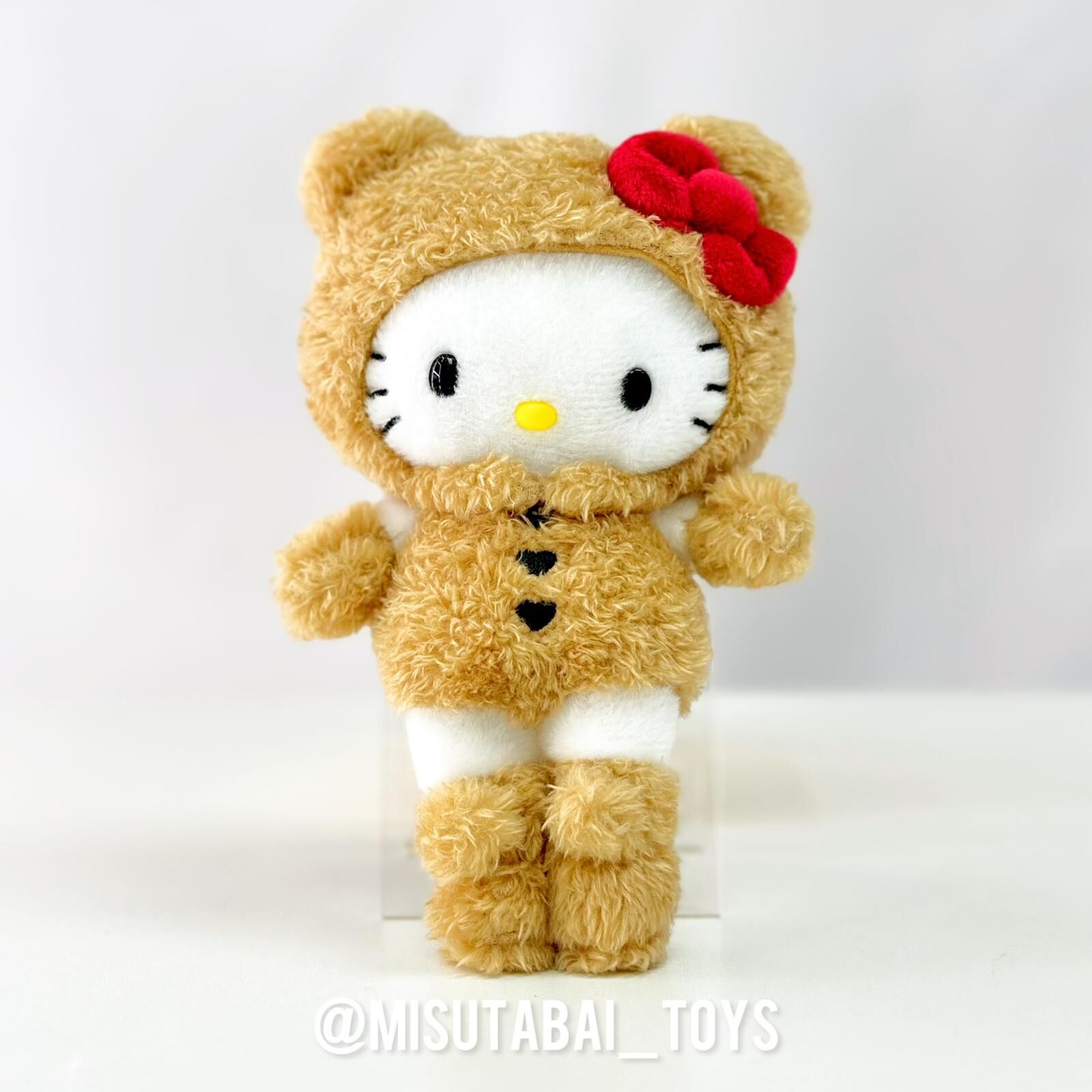 Sanrio Hello Kitty Exhibition (Bear Suit)
