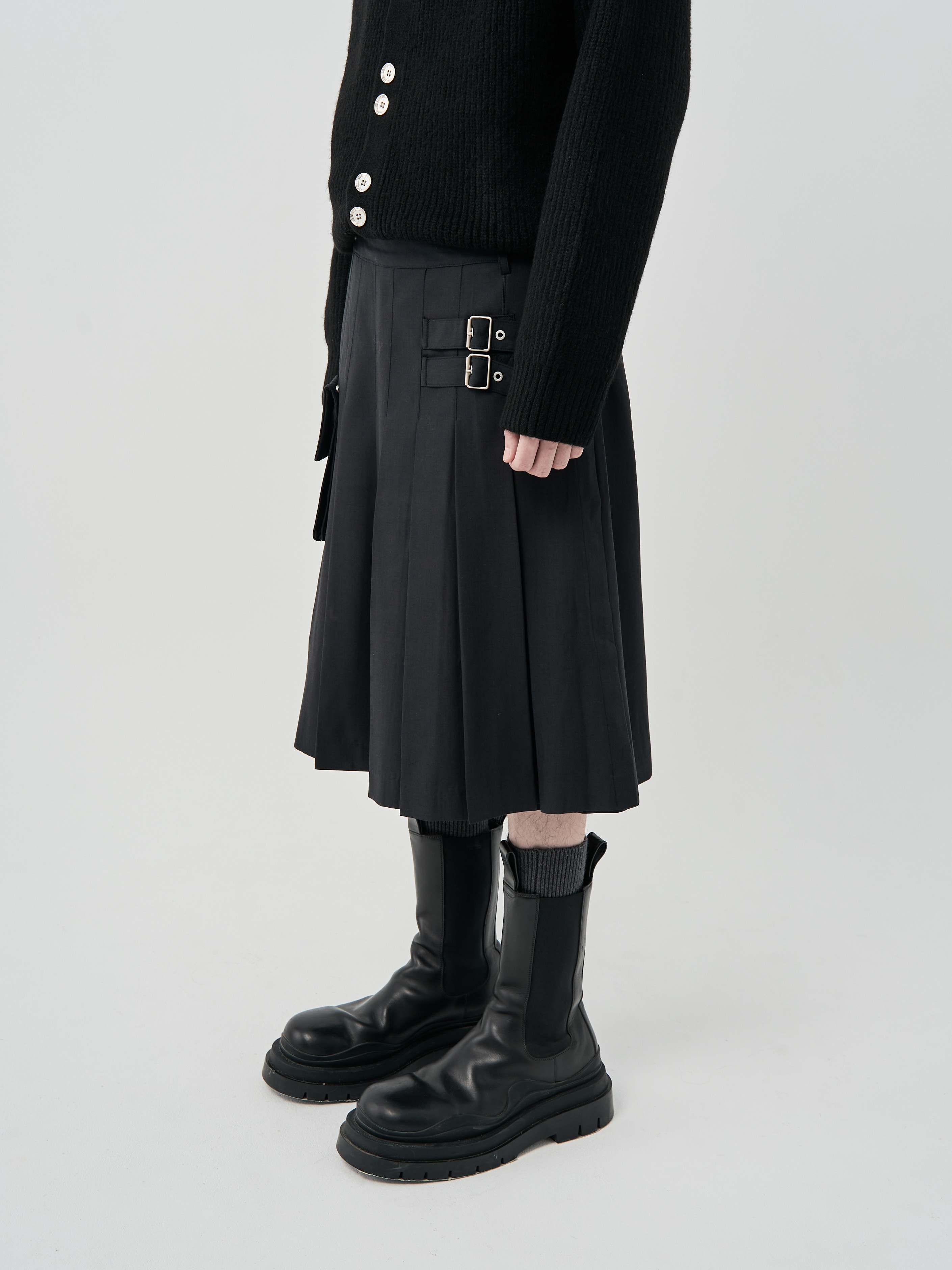 口袋金屬側釦疊穿百褶裙