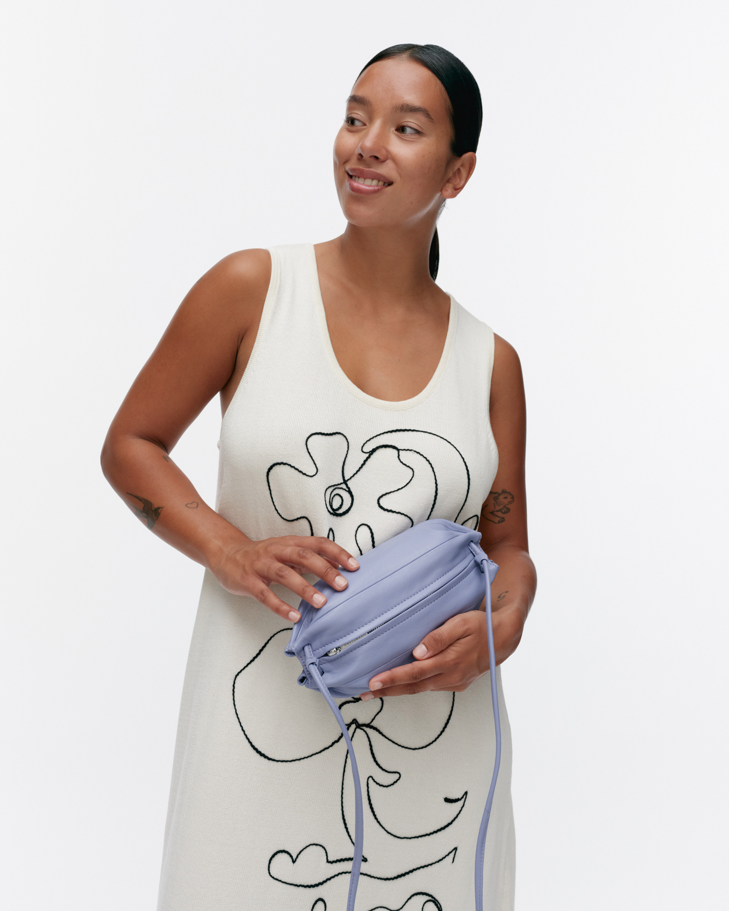 PIKKU KARLA 皮革肩背包