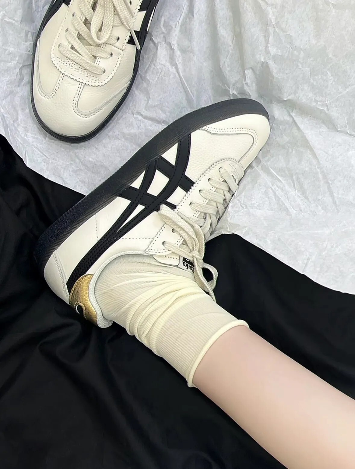 逢甲FUZZY】Onitsuka Tiger Tokuten 鬼塚虎白黑金1183B938-100