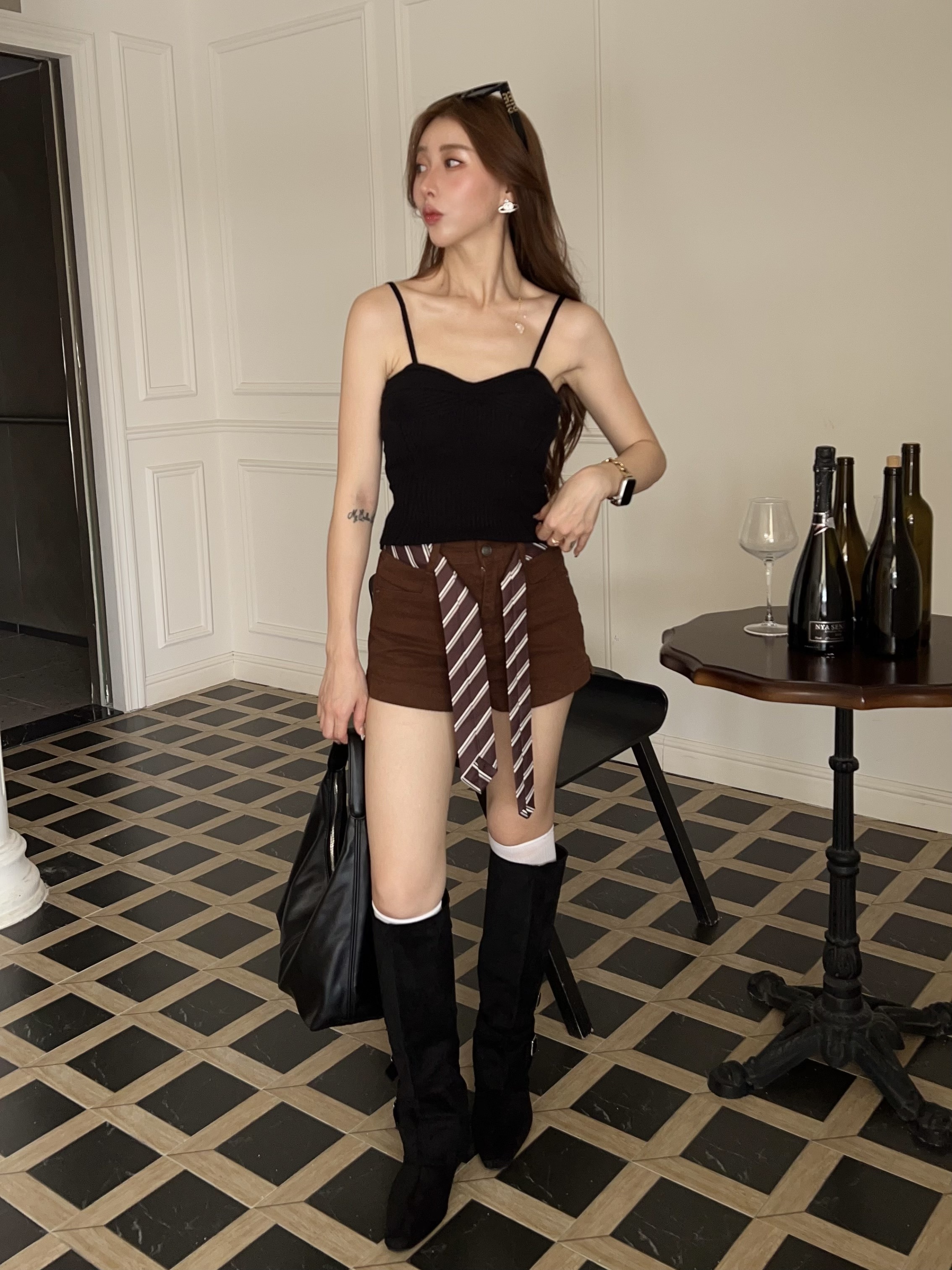 尖頭兩穿麂皮絨長靴