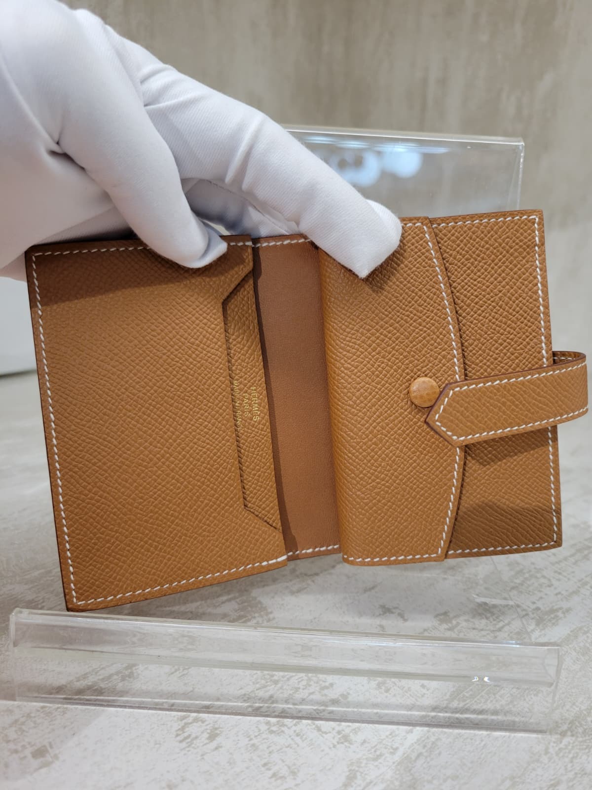 未使用品 UNUSED/99 %NEW HERMES MINI BEARN CARD HOLDER GOLD CC (CARD &COINS) 卡包 金棕 金扣