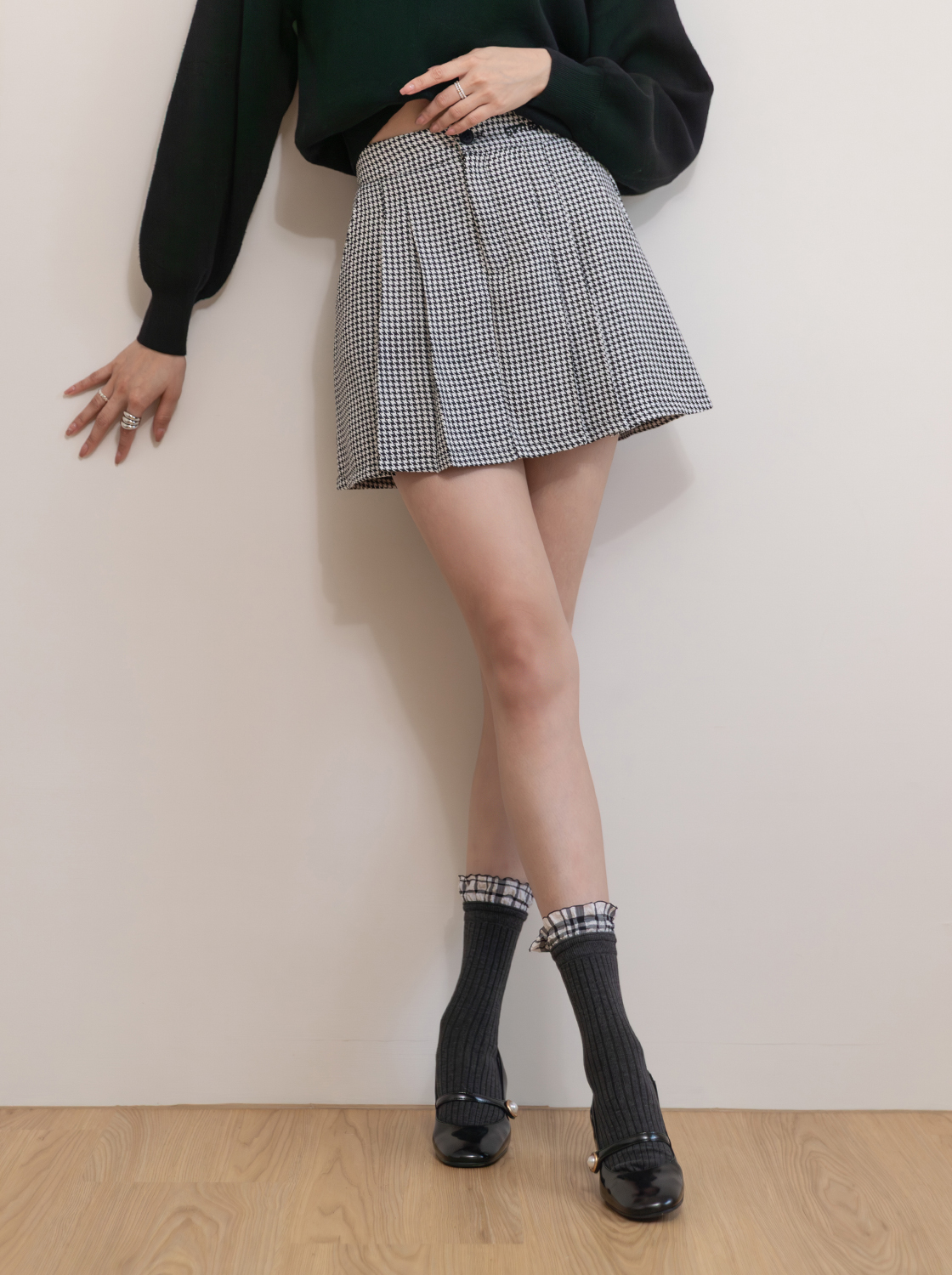 【成套組合價1380】千鳥格小繡花短裙