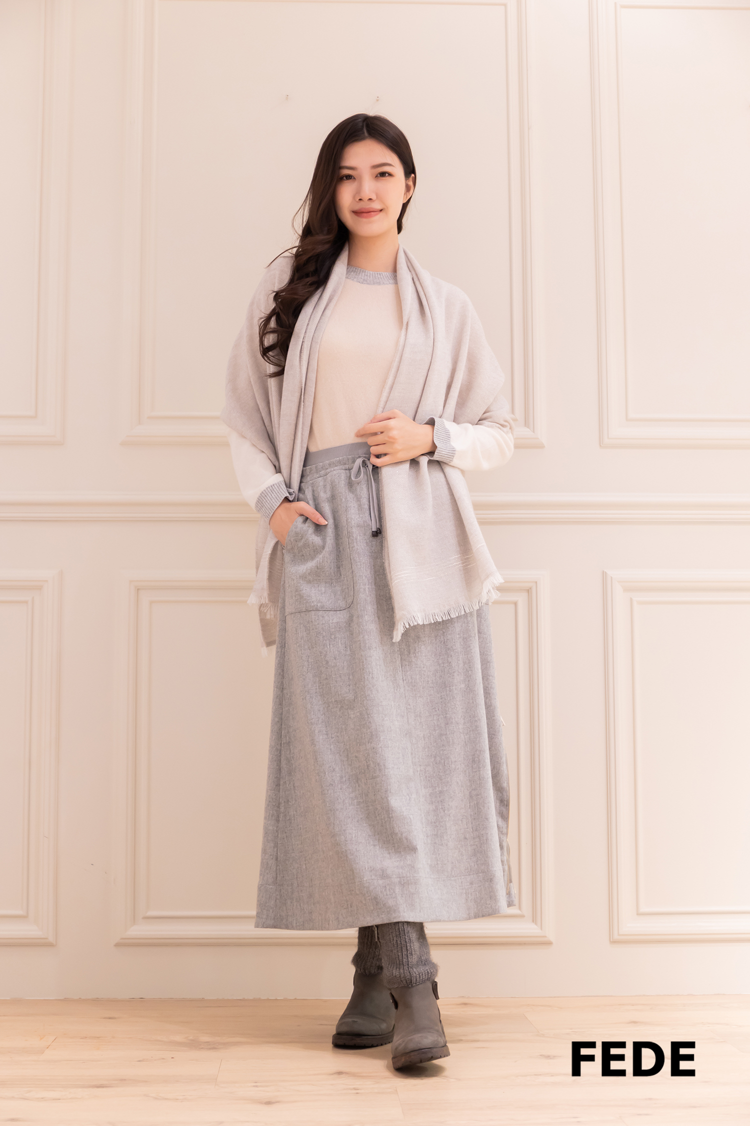 LORENA 羊毛圍巾(灰)