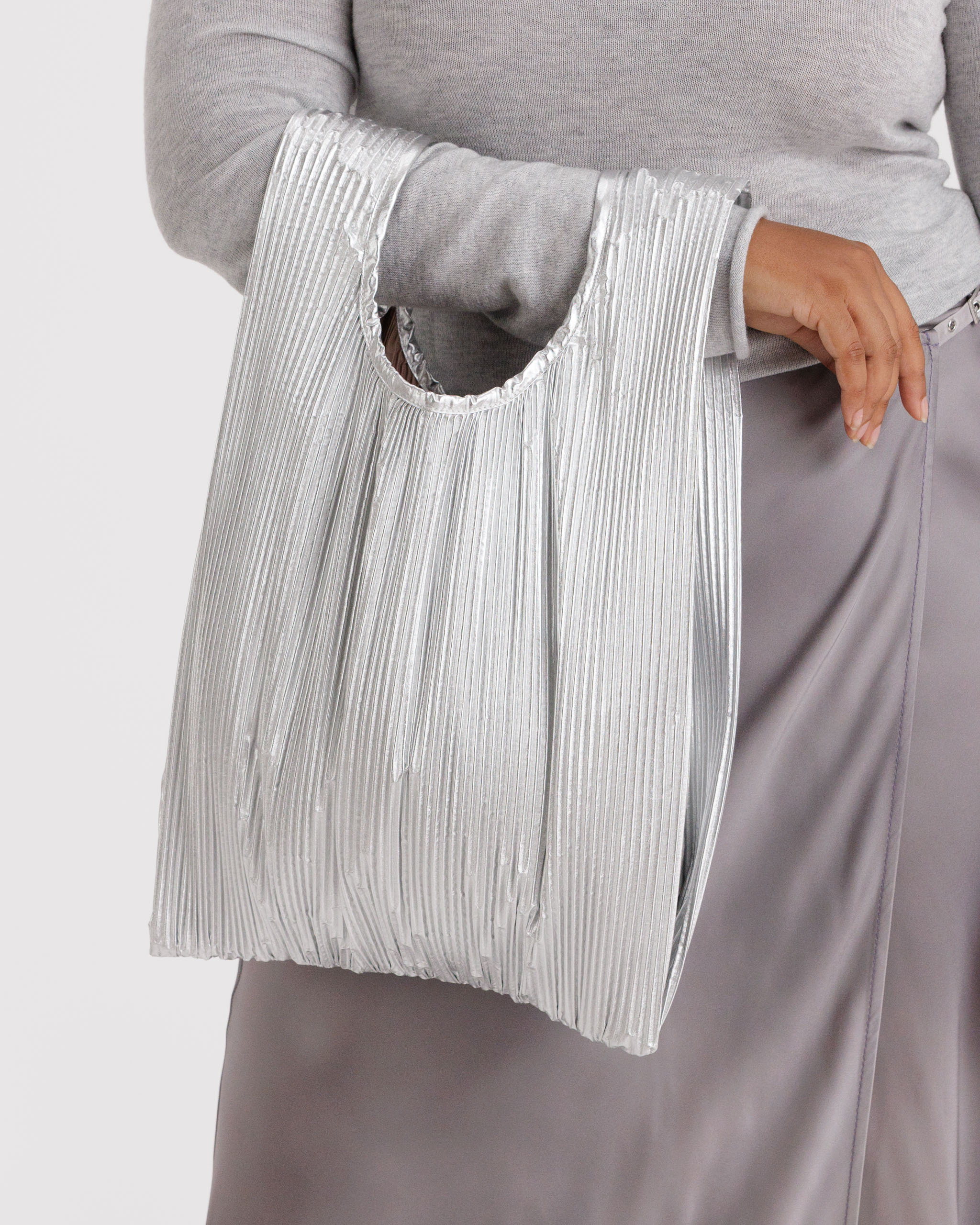Pleated Baggu - Chrome Metallic | BAGGU