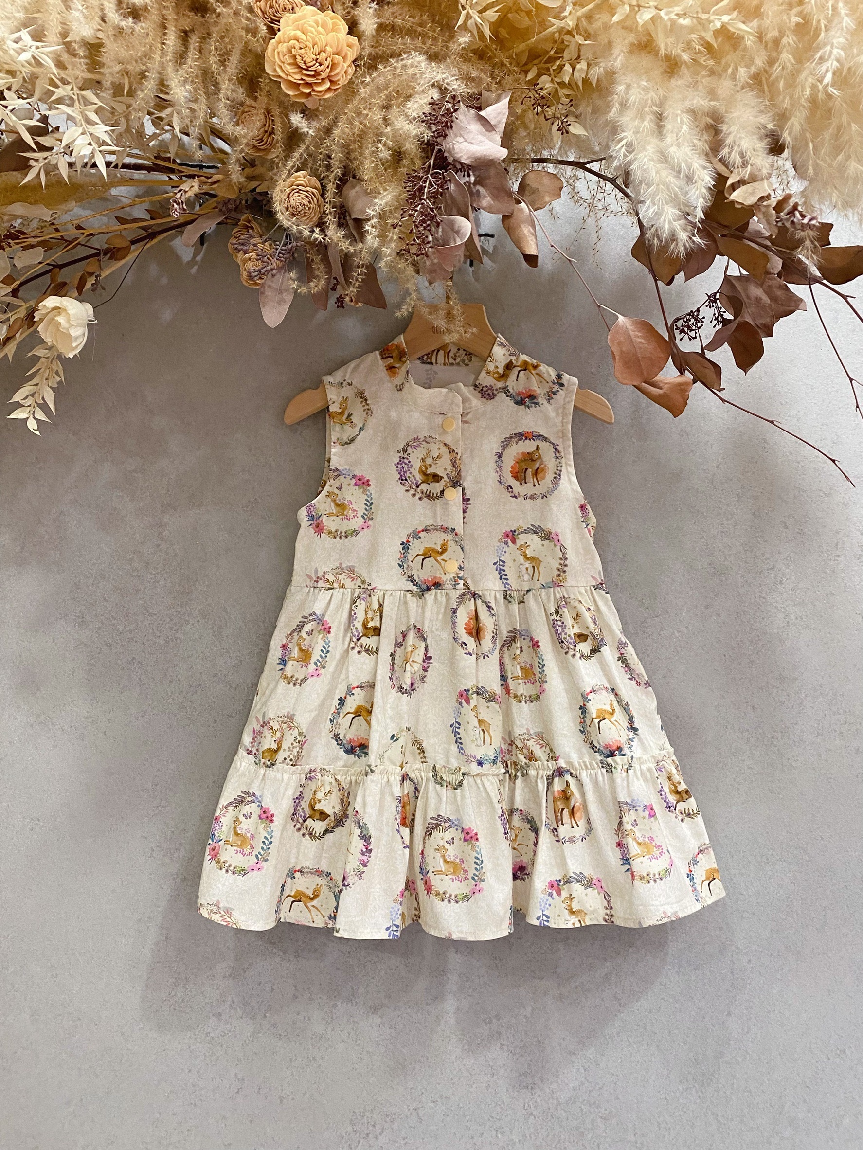 淺黃花圈梅花鹿 蛋糕裙洋裝(110)