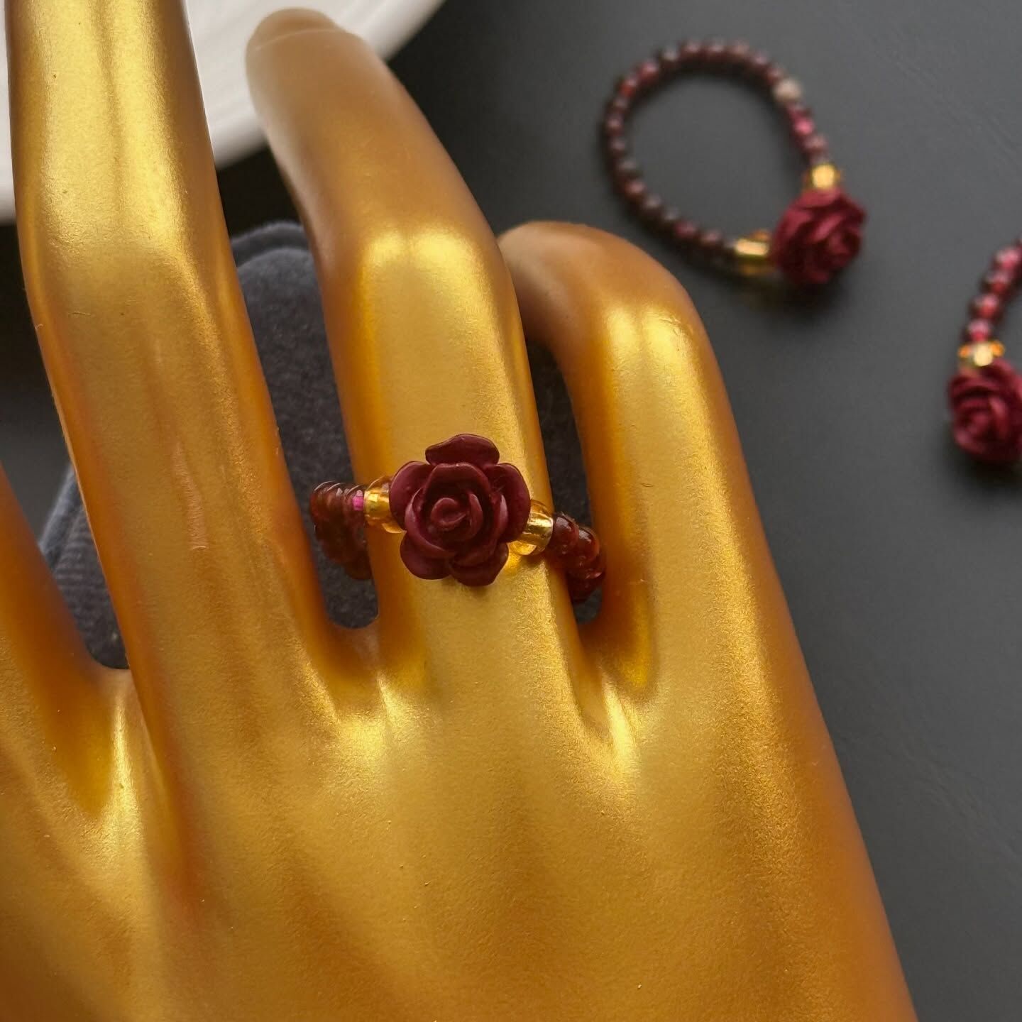 [原石] 硃砂+石榴石 彈性繩戒指