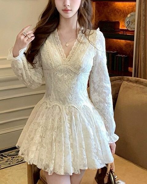 設計師家復古滿版蕾絲V領澎裙