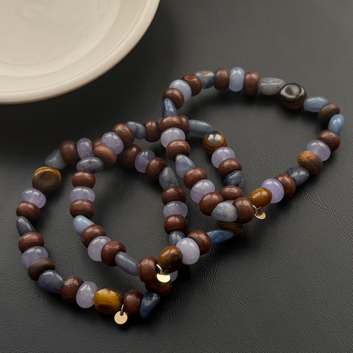[原石] 藍東菱玉 檀木 水晶手串