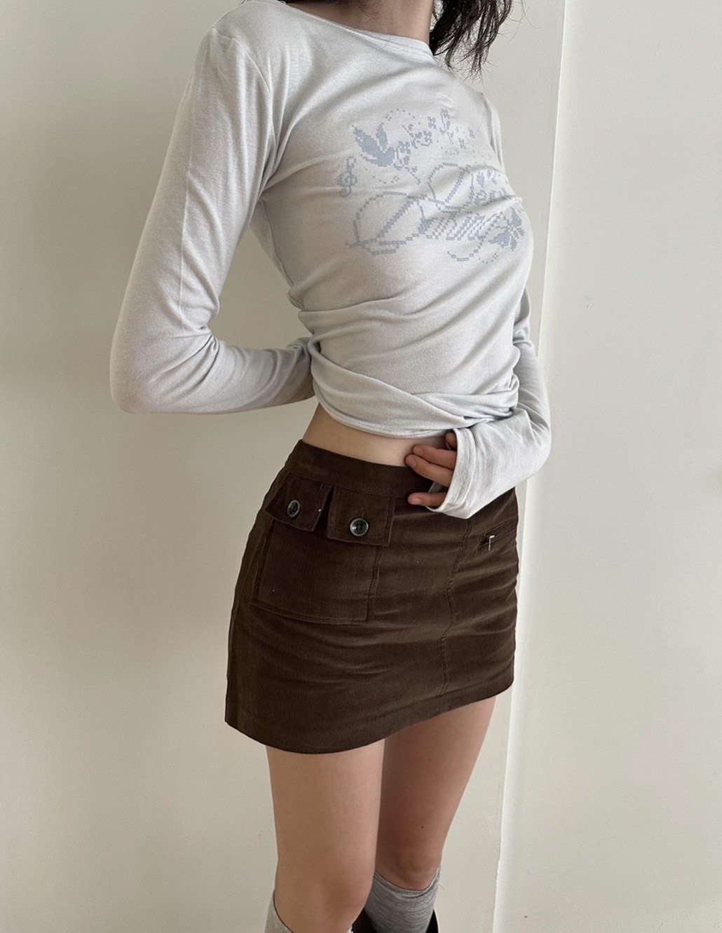 燈芯絨口袋拉鍊短裙(內安全褲)