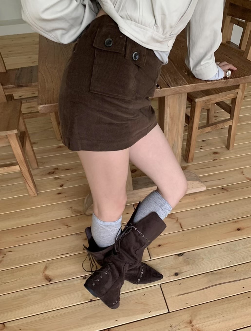 燈芯絨口袋拉鍊短裙(內安全褲)