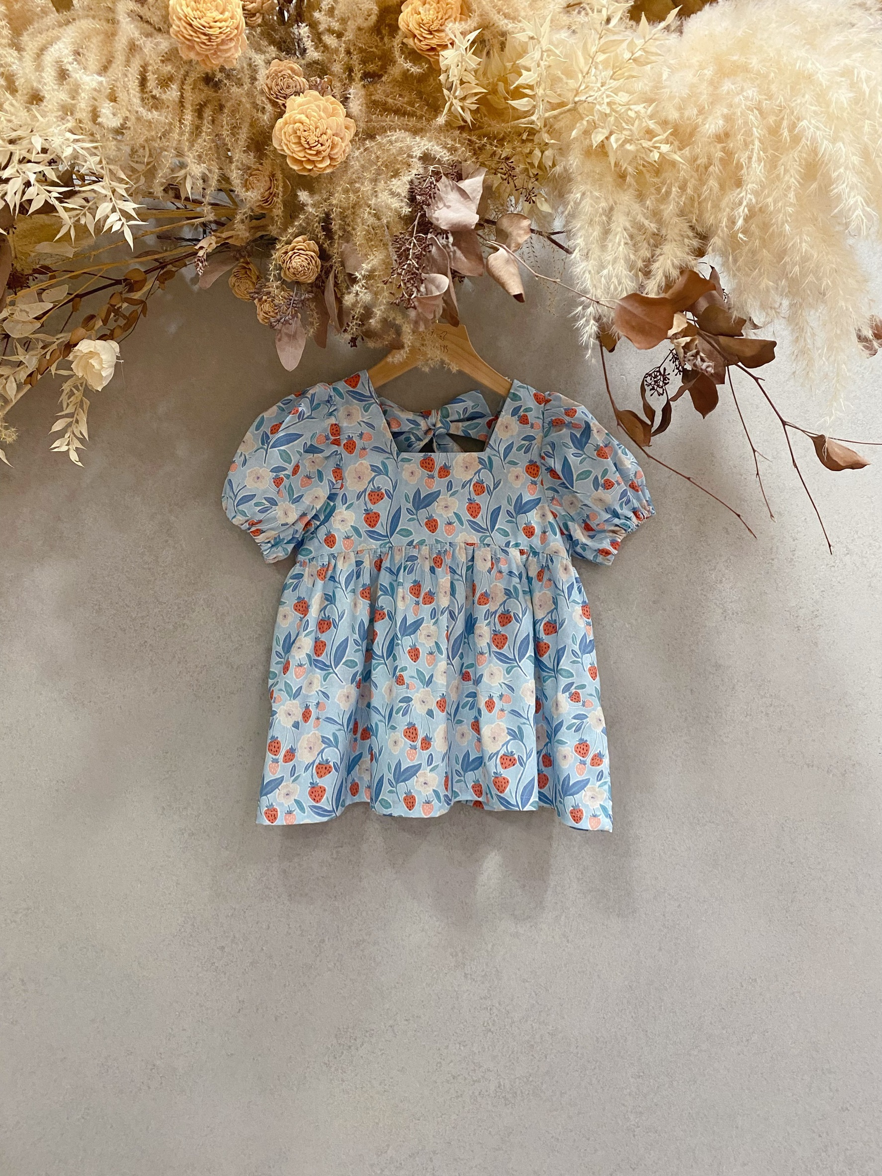 水藍草莓 夢幻蝴蝶結上衣(130)