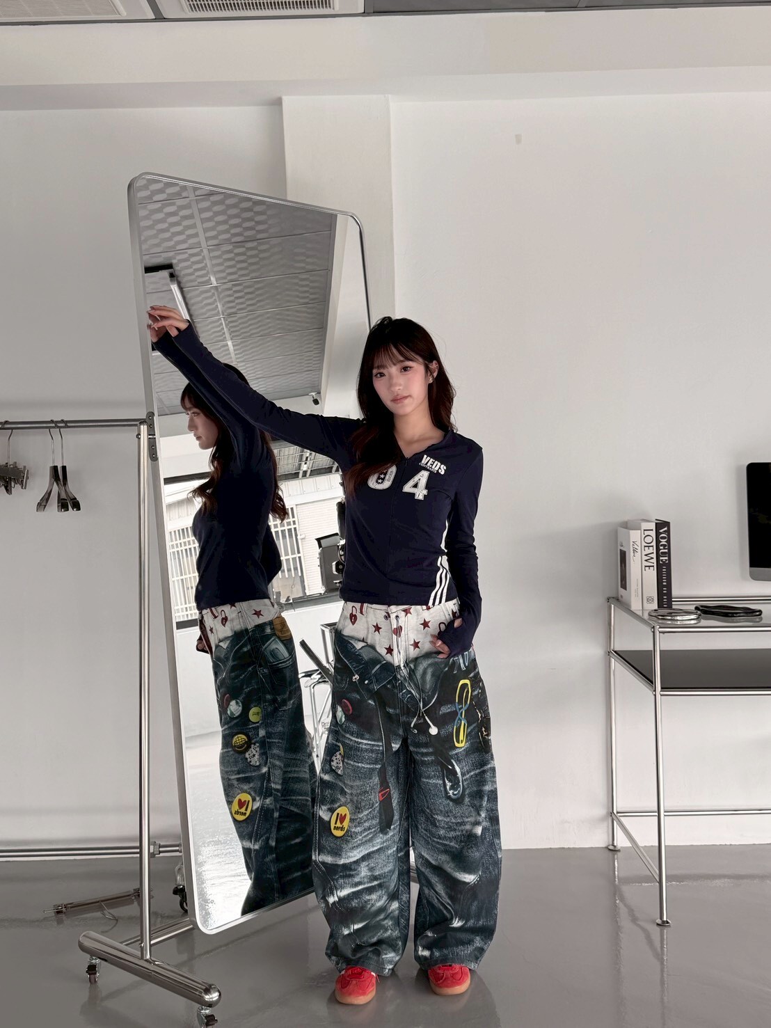 坐上我的副駕🏎️ 美式V領拉鍊 收腰賽車服 2colors