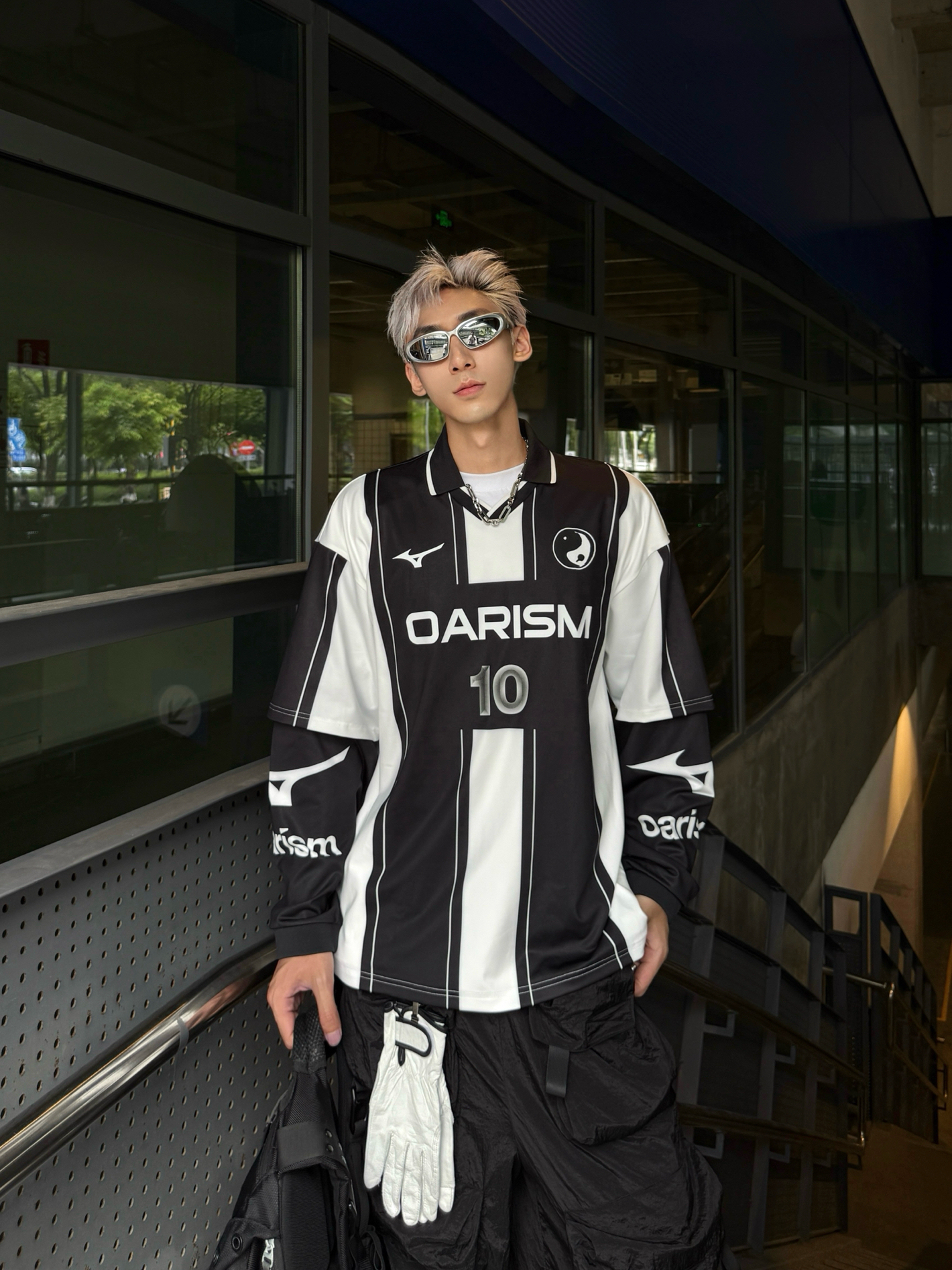 代購-Mizuno x Oarism 聯名款 寬松 寇克船長聯名 復古足球 長T 男女同款 曜石黑