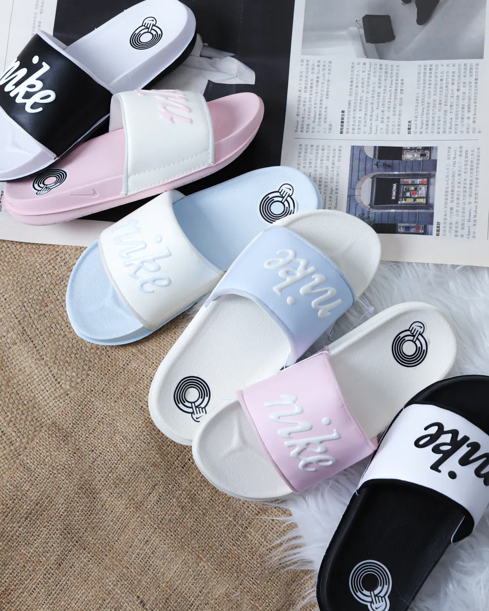 (預訂) Nike Offcourt Slide