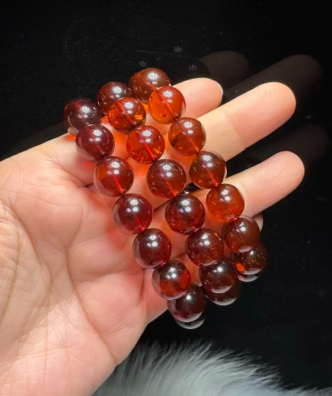251016 - D10 12mm+極品血珀手串（一物一證書） (11月中到貨）