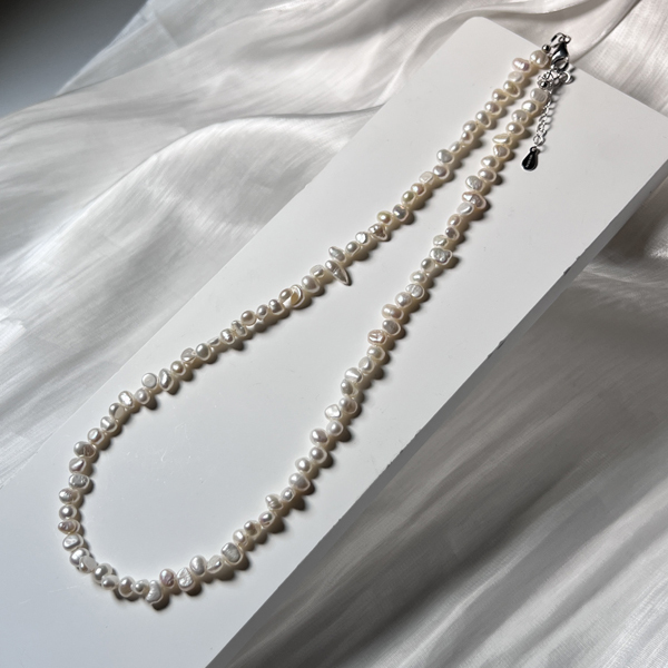 珍珠項鍊