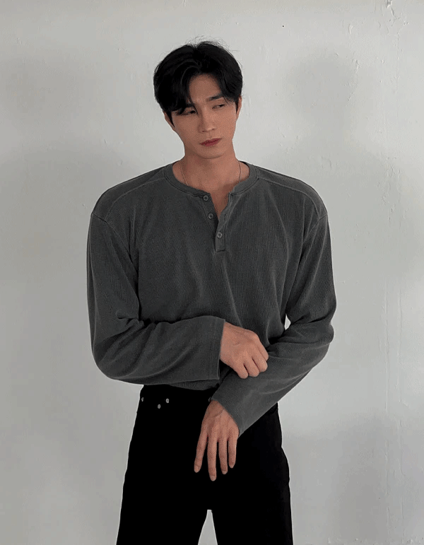 華夫格顏料亨利領長袖上衣