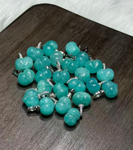 251016 - D41 天河石屁桃S925懶人扣吊咀 送 鈦鋼鏈  (11月中到貨）