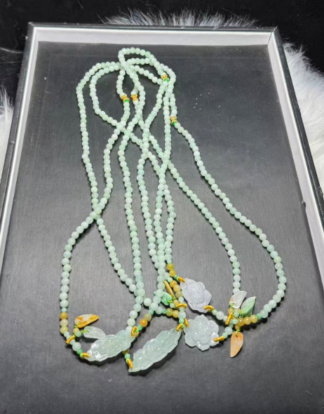 251016 - D49 5mm+A貨翡翠蘋果綠荷花長頸鏈（一物一證書）(11月中到貨）