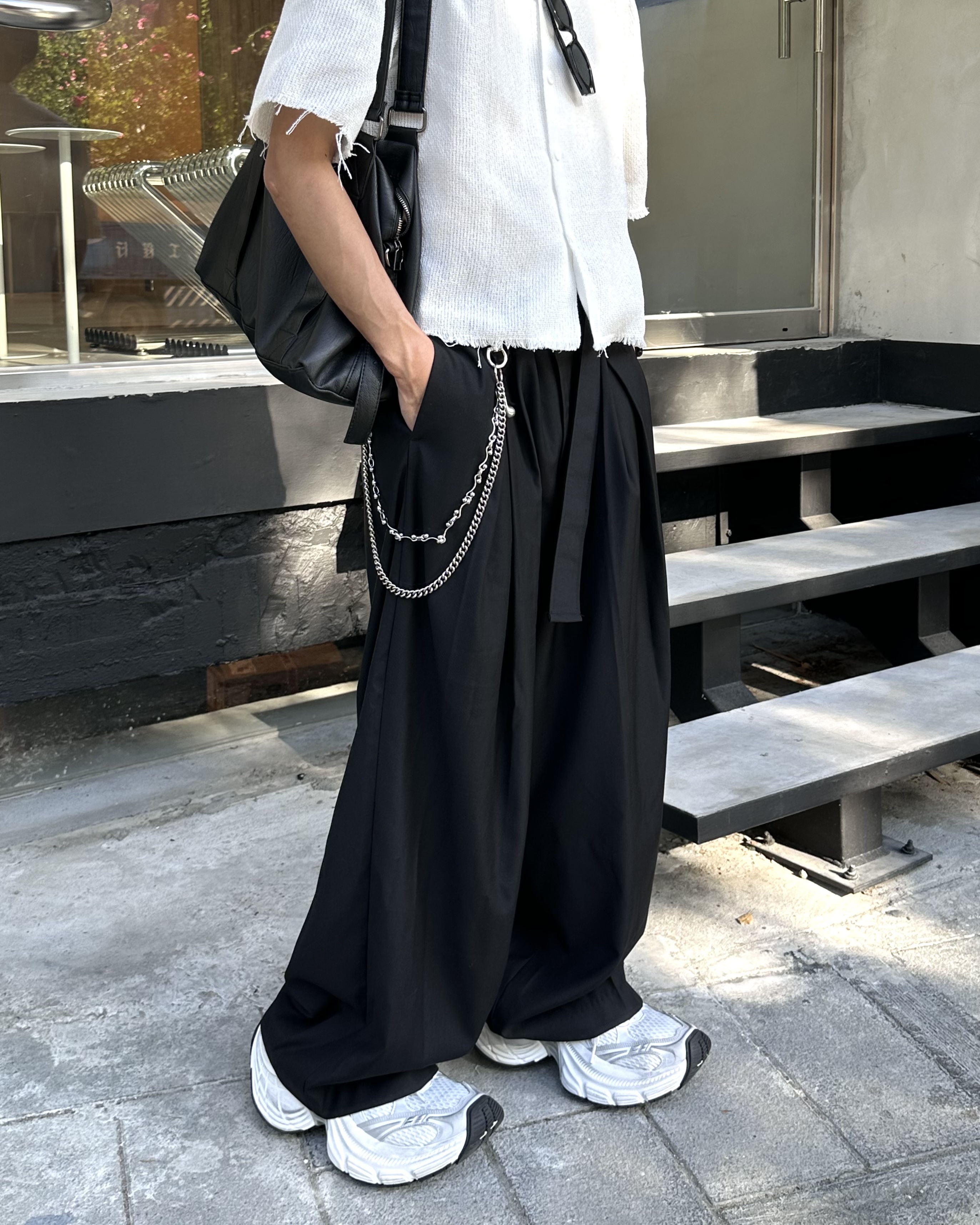 𝐇·𝐓·𝐒 韓國 冰絲序曲 吊帶設計 前開叉 立體打褶 落地 西裝 長褲