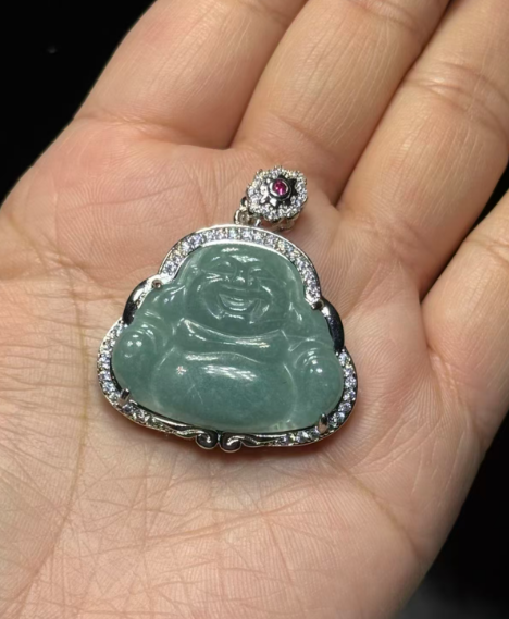 251016 - D56 A貨翡翠佛公寶貝盒子吊咀(11月中到貨）