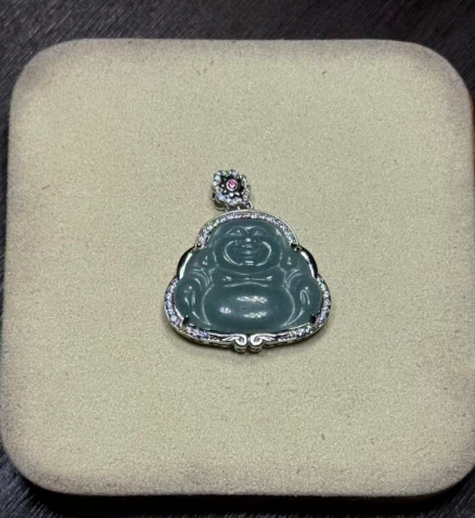 251016 - D56 A貨翡翠佛公寶貝盒子吊咀(11月中到貨）