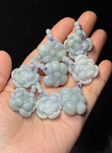 251016 - D78 A貨翡翠牡丹湖圓珠吊咀(11月中到貨）