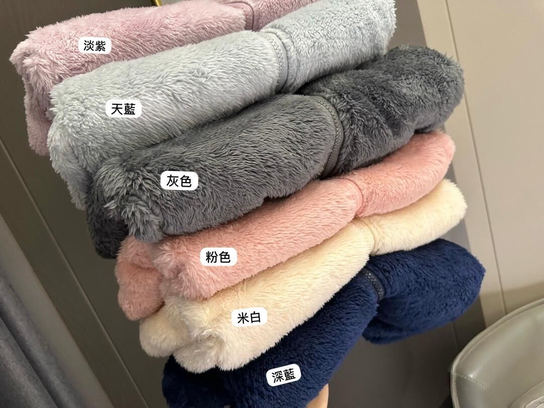 廠單 UQ同款毛絨絨外套