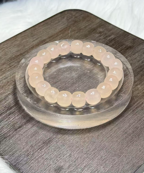 251016 - D118 11mm+老型珠橘粉仙氣岫玉手串（11月中出貨）