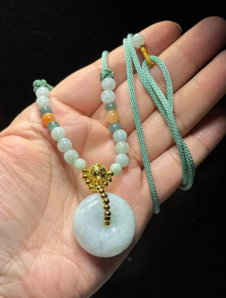 251016 - D121 天然A貨翡翠平安扣編織繩頸鏈(11月中到貨）