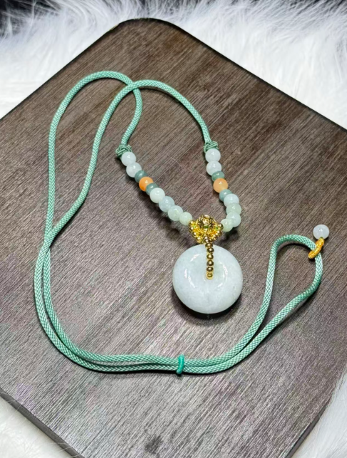 251016 - D121 天然A貨翡翠平安扣編織繩頸鏈(11月中到貨）