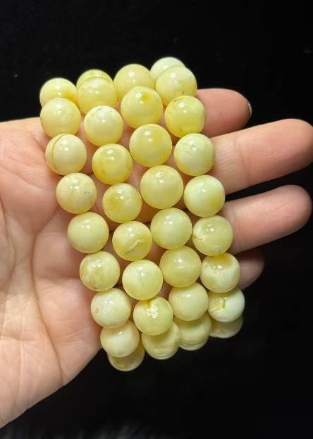 251016 - D122 11mm++百花蜜蠟手串（一物一證書）(11月中到貨）