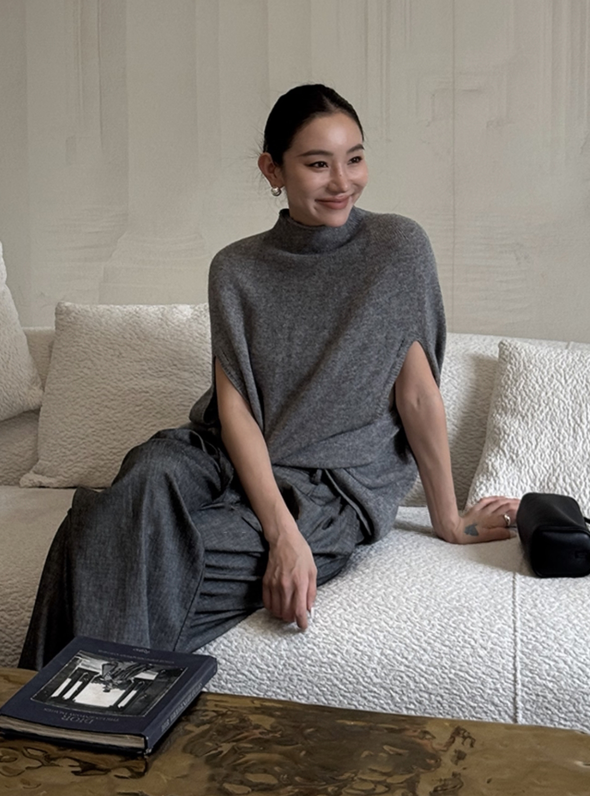 氣質感高領落肩飛鼠袖針織上衣-S-L / 3色 (Elegant & Love)