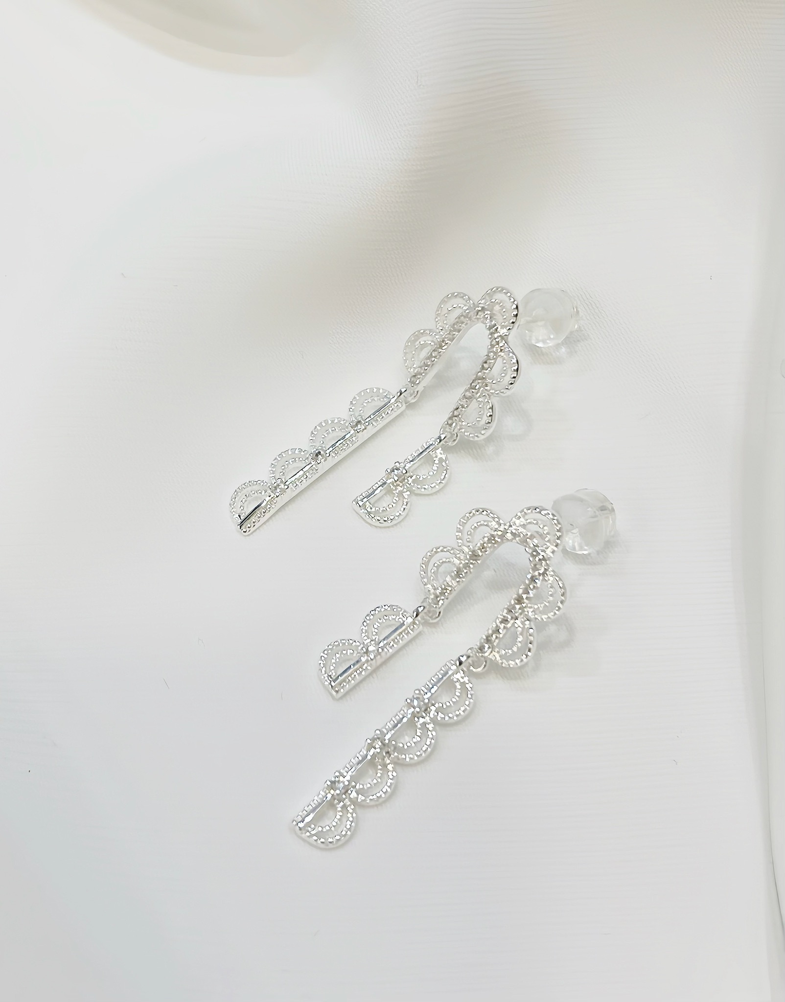 垂綴蕾絲感銀飾耳環