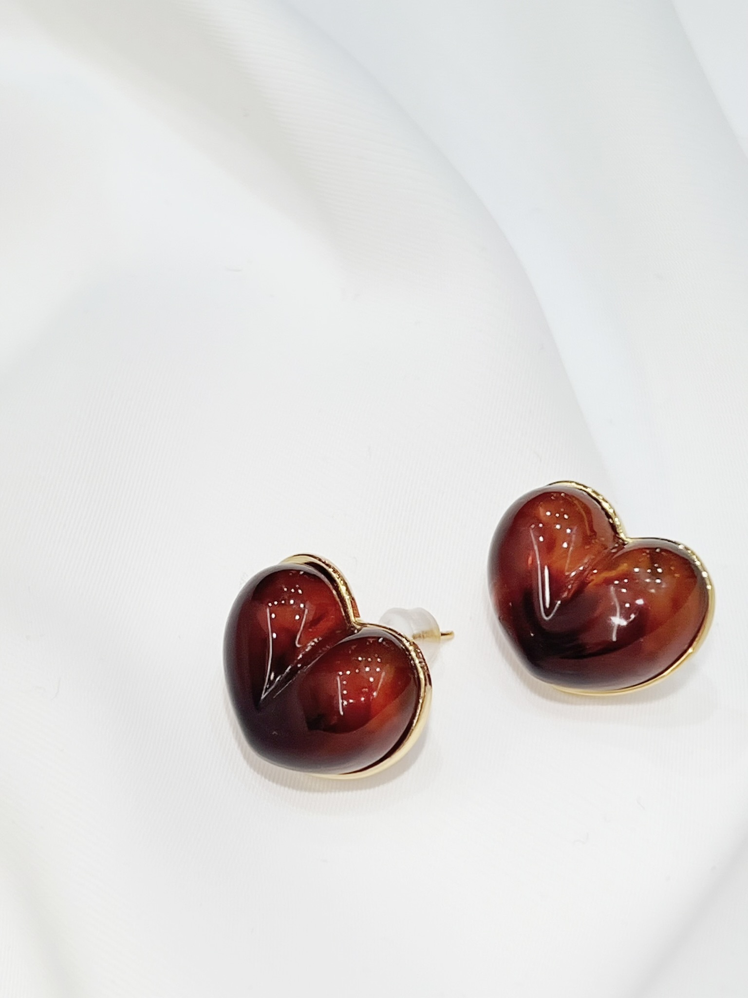 (穿搭亮點)琥珀愛心耳環組