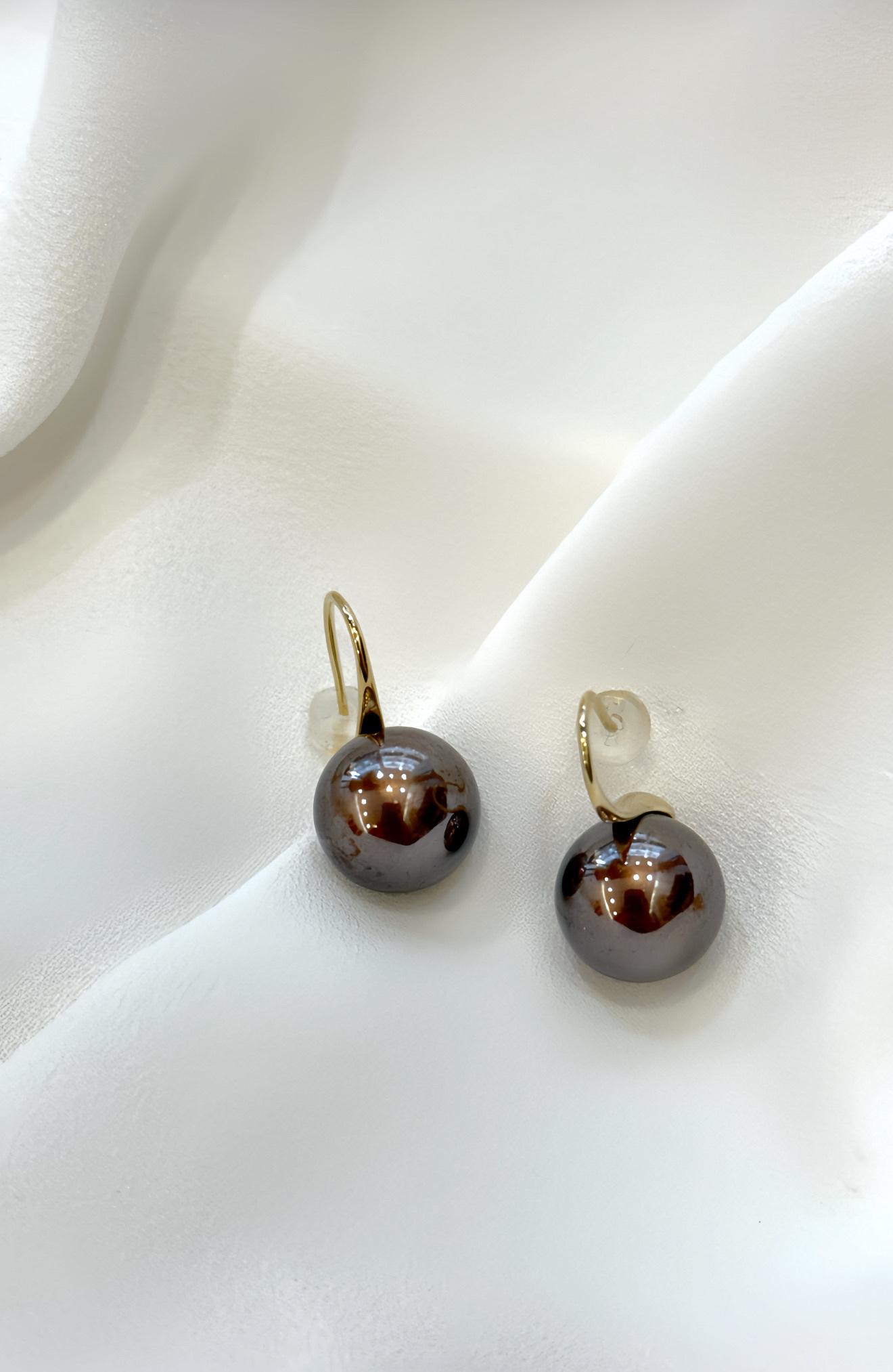 垂墜棕色珍珠耳環