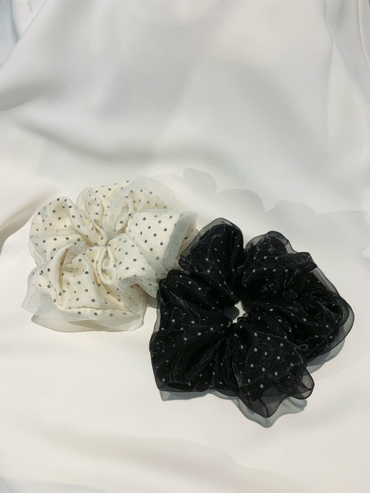 細緻透紗點點髮圈