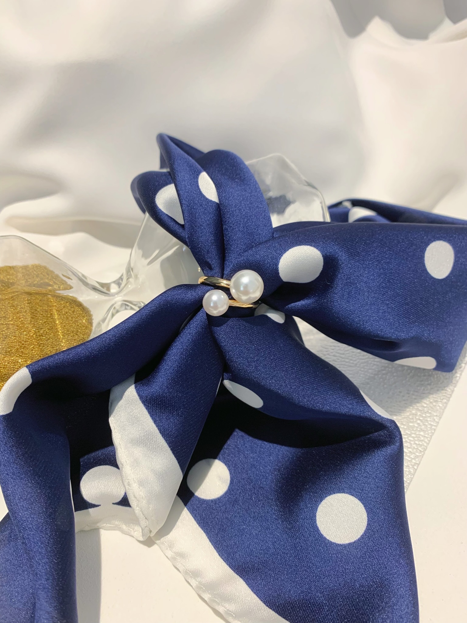 優雅點點珍珠領巾組