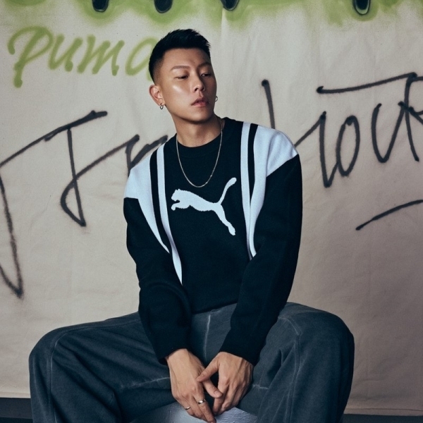 PUMA 針織衫 流行系列 FUTURE ARCHIVE 黑白 長袖 圓領衫 男女 63229401