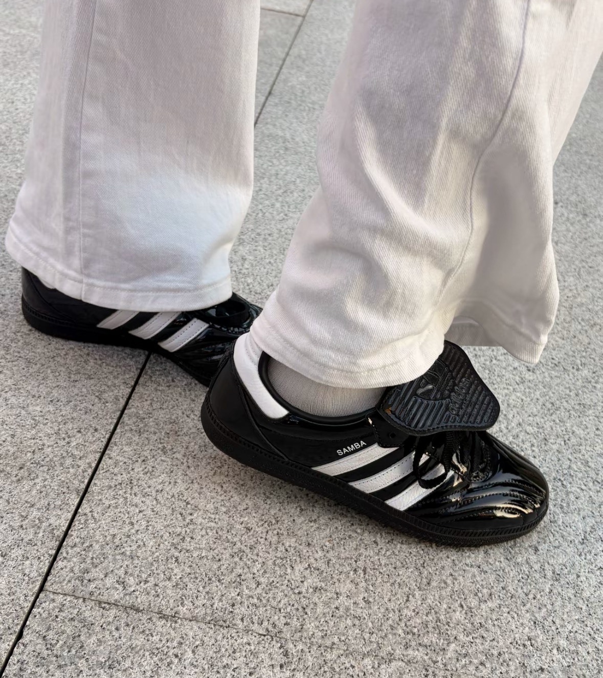 Adidas Samba LT 黑白色  亮面 漆皮 仿皮革 翻蓋鞋舌 女鞋 JI2707